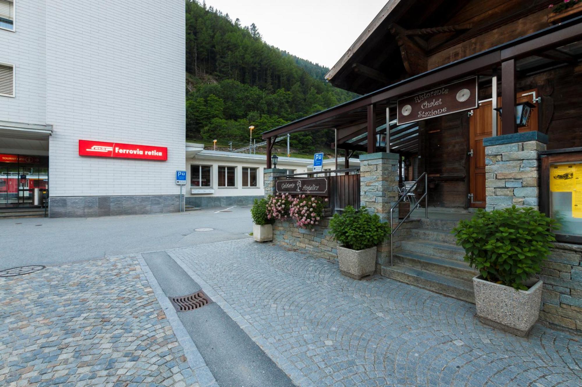 Ristorante Pensione Chalet Stazione Hotel Poschiavo Exterior photo